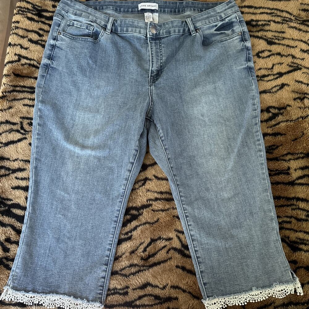 Lane Bryant Girlfriend Crop Jeans Womens 22 Light Wash Blue Lace Trim Flex Magic